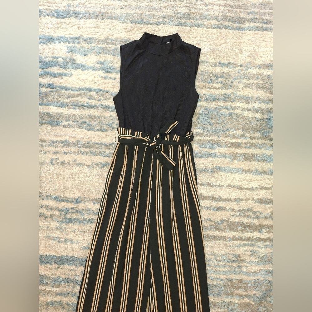 As U Wish Juniors' Solid & Striped Paperbag-Waist Jumpsuit XS EUC - Picture 12 of 13